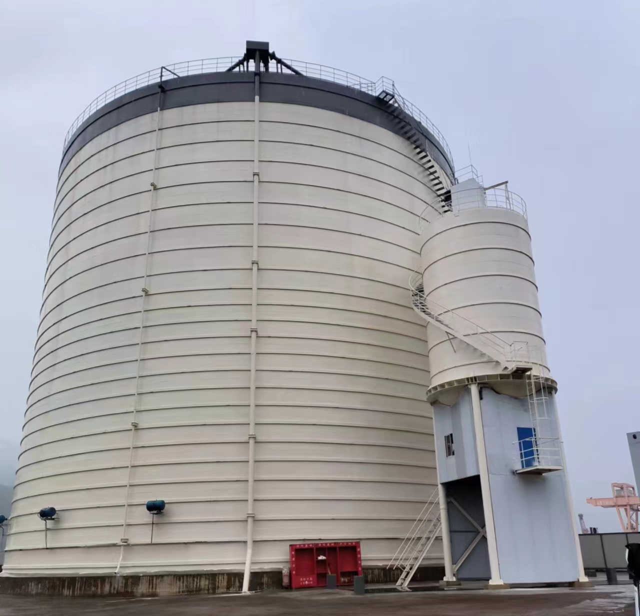 平遥10万吨水泥钢板库